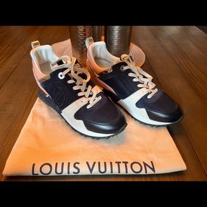 WMNS) LOUIS VUITTON LV Boombox Monogram Sneakers Denim-Blue 1A8E3S - KICKS  CREW